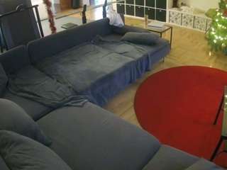 voyeurcam-julmodels-living-3 camsoda stream image, 14.01.2026 15:30