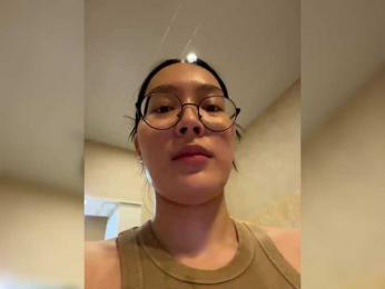 Littleotter bongacams stream image