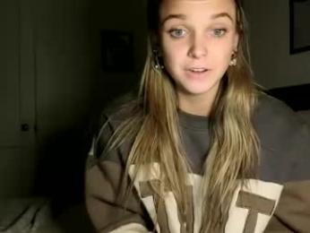 scarletterose_504259 chaturbate stream image