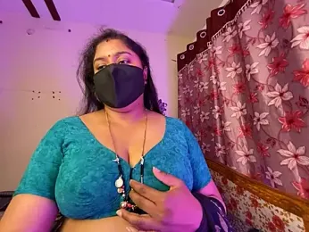 LouleyRanii stripchat stream image