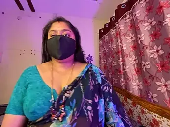 LouleyRanii stripchat stream image