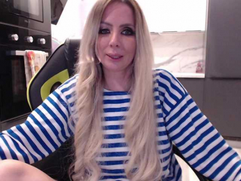 blondalina bongacams stream image