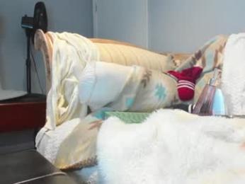 eatmygingersnapps chaturbate stream image