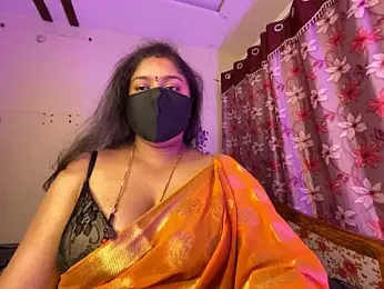 LouleyRanii stripchat stream image