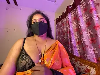 LouleyRanii stripchat stream image