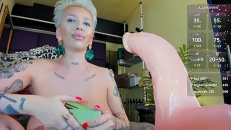 spicyxmilf stripchat stream image