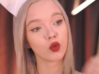 alinabailey camsoda stream image