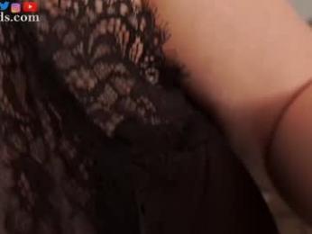 serareads chaturbate stream image