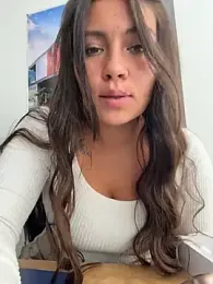 LIZ-06_ stripchat stream image