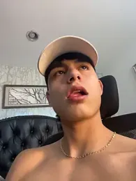 Lander_Cruz stripchat stream image