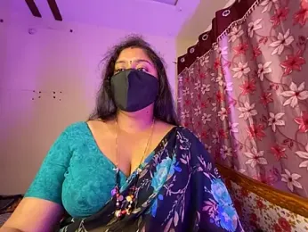 LouleyRanii stripchat stream image