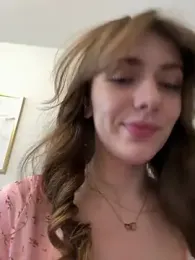 MariiD stripchat stream image