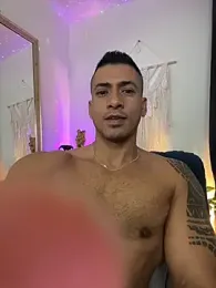 aaroncolombia stripchat stream image, 15.02.2026 19:00