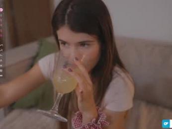 rebeccastonee chaturbate stream image