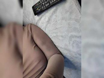 Angelia22 bongacams stream image