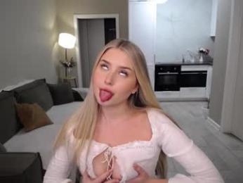 cute18cute chaturbate stream image