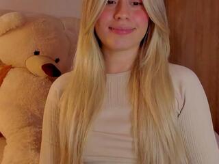 Amy Blondes flirt4free stream image, 18.02.2026 19:30