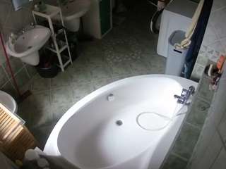 voyeurcam-julmodels-bath-1st-1 camsoda stream image