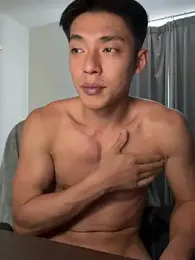 Yooo17 stripchat stream image