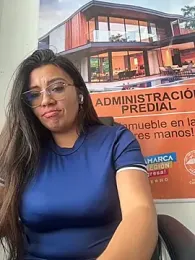 LIZ-06_ stripchat stream image