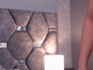 Scarlet Lennox flirt4free stream image