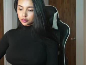 camilagomezz chaturbate stream image