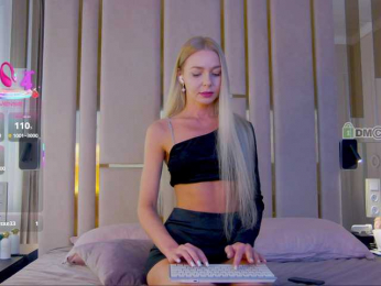 WhiteGirl-one bongacams stream image