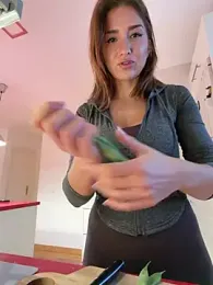 StracciaStella- stripchat stream image