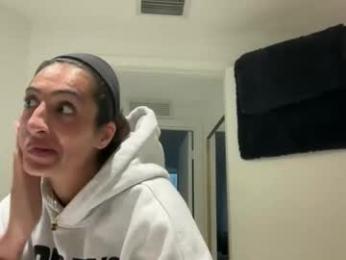 camiliakxoxo chaturbate stream image