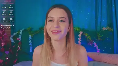 AlinaWalters stripchat stream image