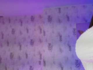 emyliesander camsoda stream image