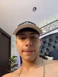 Lander_Cruz stripchat stream image