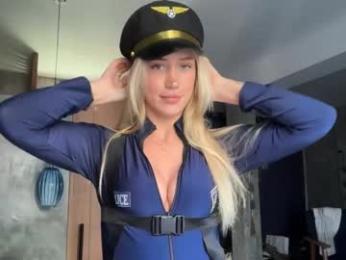 livslifee chaturbate stream image