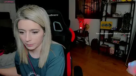 Lisaonthemoon stripchat stream image, 04.03.2026 18:40