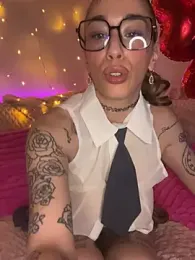 Chachou000 stripchat stream image