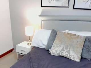 mili-moon camsoda stream image