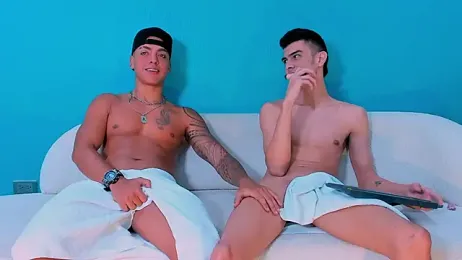 junior_friendss stripchat stream image