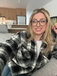 miamellycious stripchat stream image