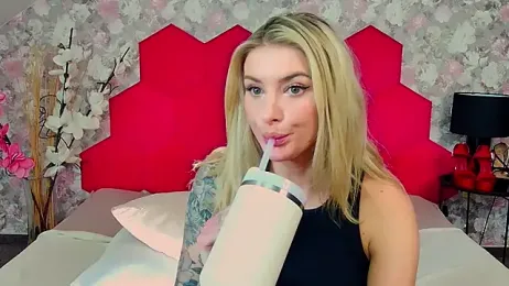 Lia_Benini stripchat stream image