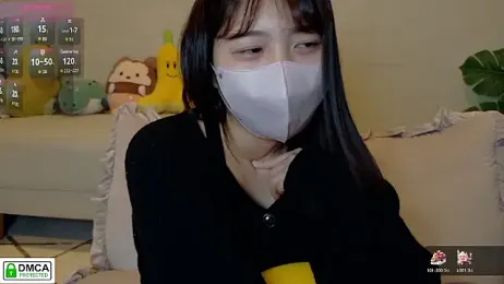 SUZU_ stripchat stream image, 13.03.2026 12:00