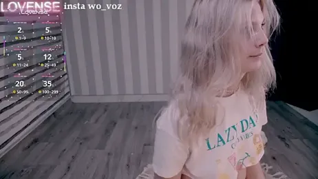 Careful_i_bite stripchat stream image, 14.03.2026 06:10