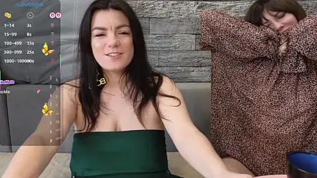 Vika_loves_you stripchat stream image