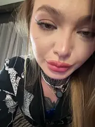 AriWild stripchat stream image