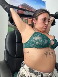 LIZ-06_ stripchat stream image