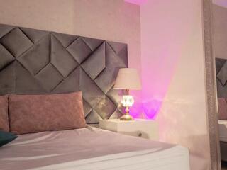 Leiza Thompson flirt4free stream image