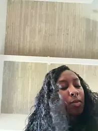 Your_Paris stripchat stream image