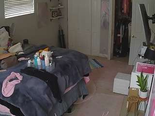 voyeurcam-house-charleys-room camsoda stream image, 18.03.2026 13:30