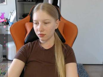 crystalyss bongacams stream image