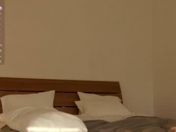 kriss0leoo chaturbate stream image