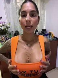 charlotte_stevenss_ stripchat stream image